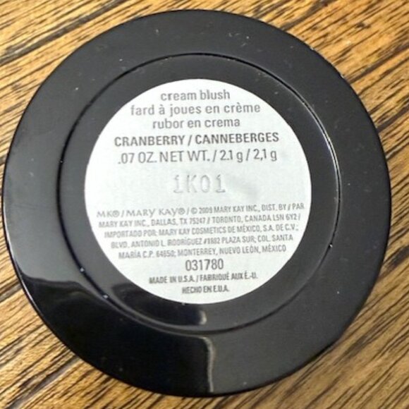 MARY KAY Cream Blush - Picture 5 of 5